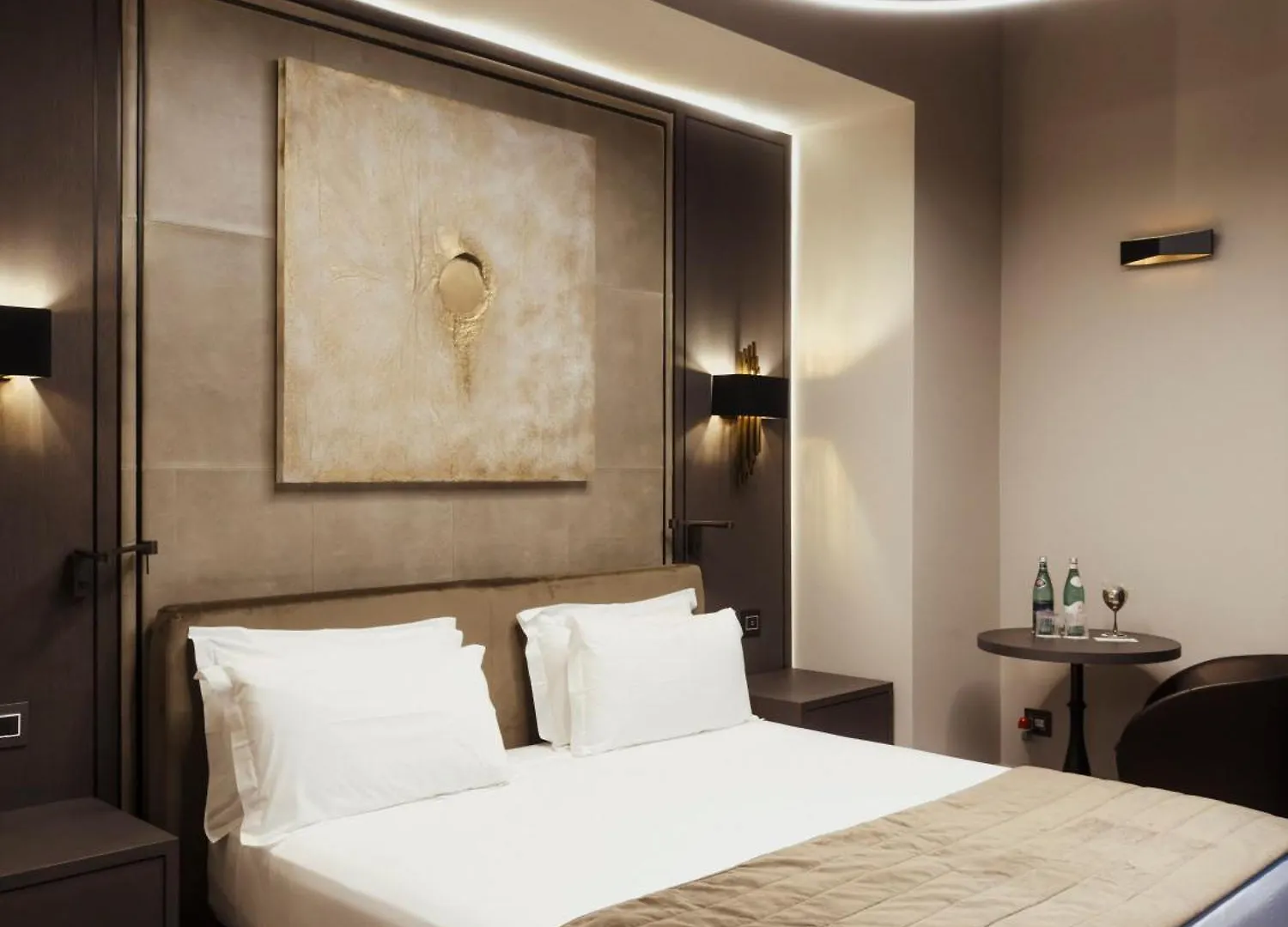 Hotel Casa 300Mila Lecce 0*,  Italia