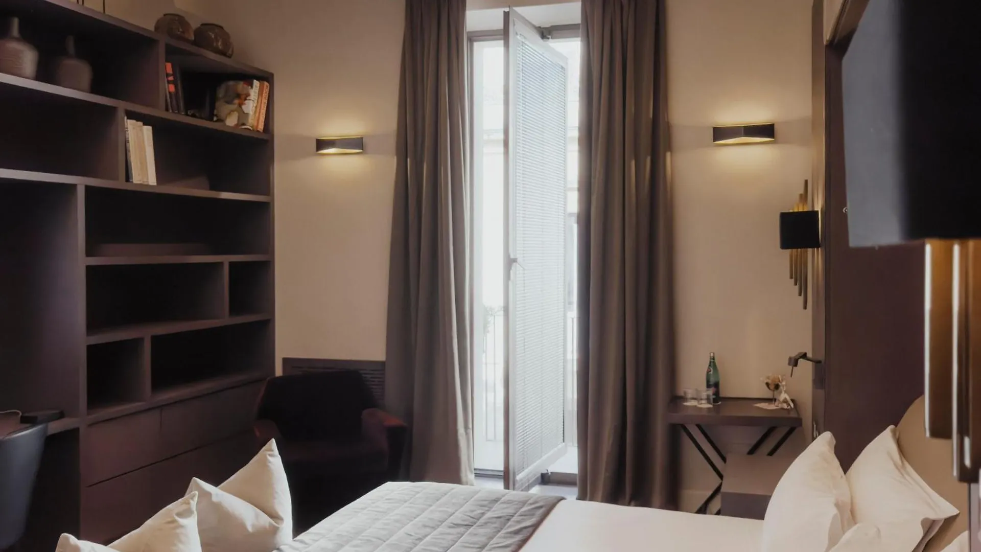 Hotel Casa 300Mila Lecce 0*,  Italia