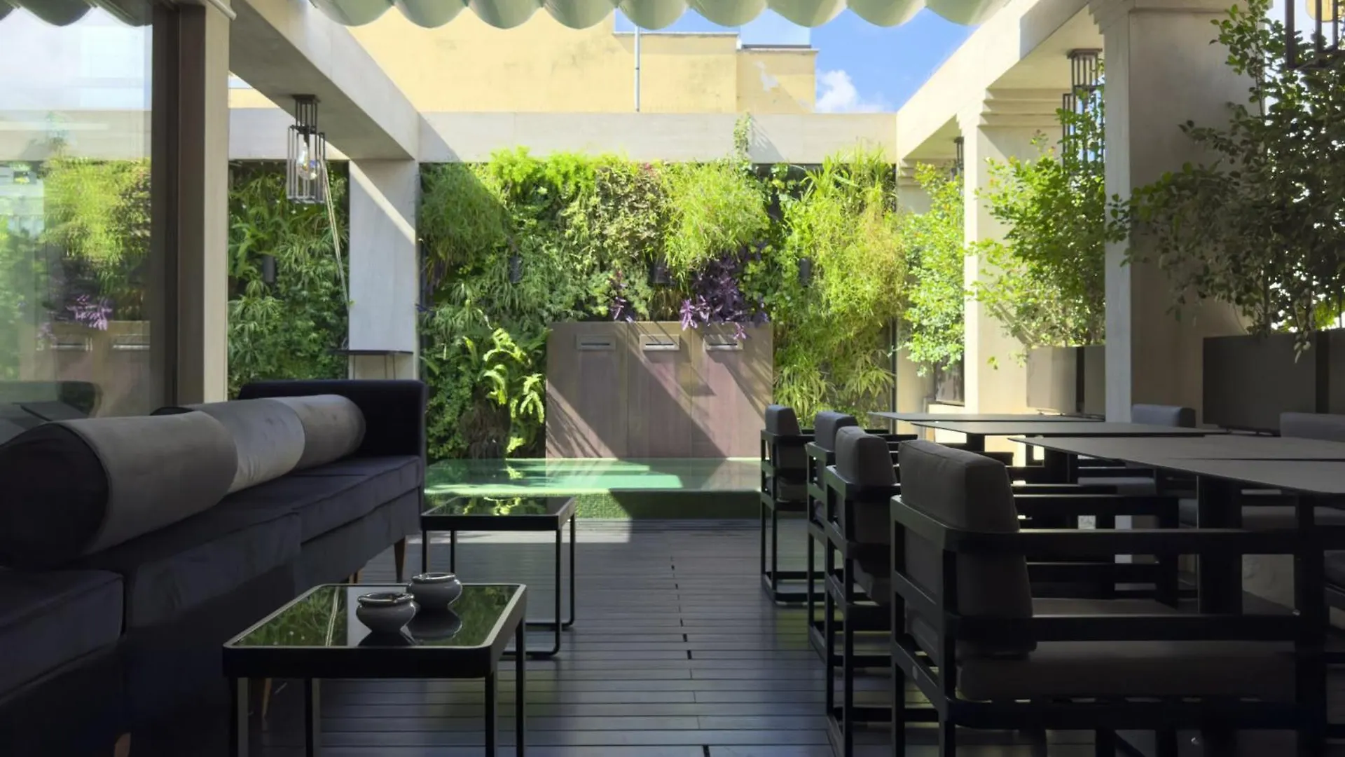 Casa 300Mila Hotel Lecce 0*,  Italy